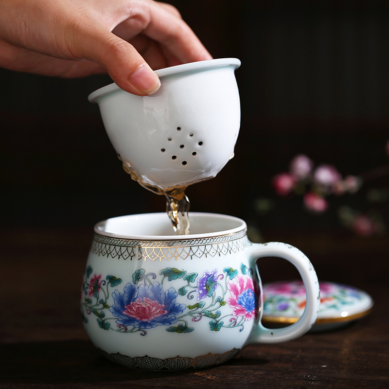 Red xin gold coloured drawing or pattern celadon teacup with cover cup ceramic filter glass office tea cup