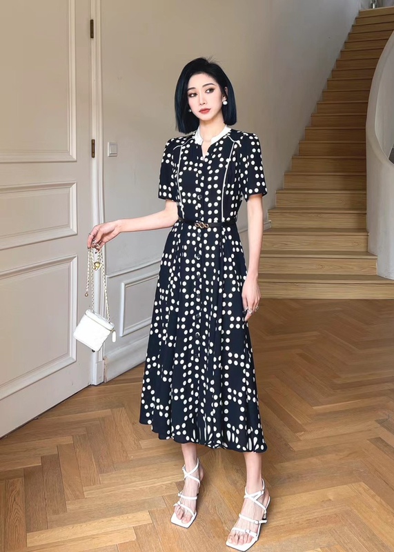 Yifeite 958827 Summer Polka Dot French-Style Dress with Stand Collar, Color-Blocking, Elegant Waist-Cinching Tie, Short-Sleeve Shirt Dress