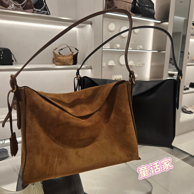 Charles&Keith New Suede Cowhide Large-Capacity Underarm Bag Sl2-40782922-1 Charles&Keith New Suede Cowhide Large-Capacity Underarm Bag Sl2-40782922-1