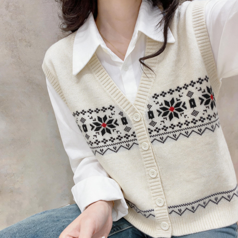 Jacquard V-Neck Knitted Cardigan Layered with Sweater Vest for Women 2026 Autumn and Winter New Style Loose and Lazy Style Top Jacquard V-Neck Knitted Cardigan Layered with Sweater Vest for Women 2026 Autumn and Winter New Style Loose and Lazy Style Top