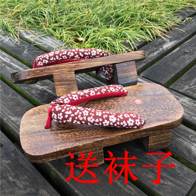 Solid Wood Men's Two-Toe Clogs, Men's Two-Toe Clogs, Japanese-Style High-Heeled Wooden Slippers, Men's Cosplay Paulownia Wood Clogs and Slippers Solid Wood Men's Two-Toe Clogs, Men's Two-Toe Clogs, Japanese-Style High-Heeled Wooden Slippers, Men's Cosplay Paulownia Wood Clogs and Slippers