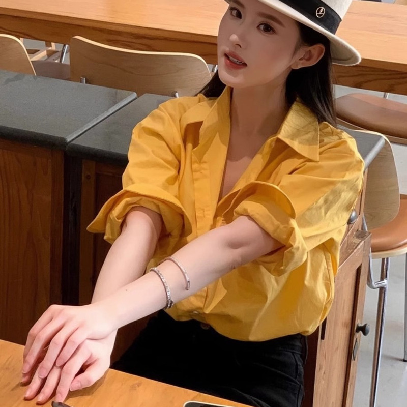 Yellow Shirt for Women, 2026 Spring/Summer New Style, Fashionable, Versatile, Simple Long-Sleeved Top with a High-End Feel