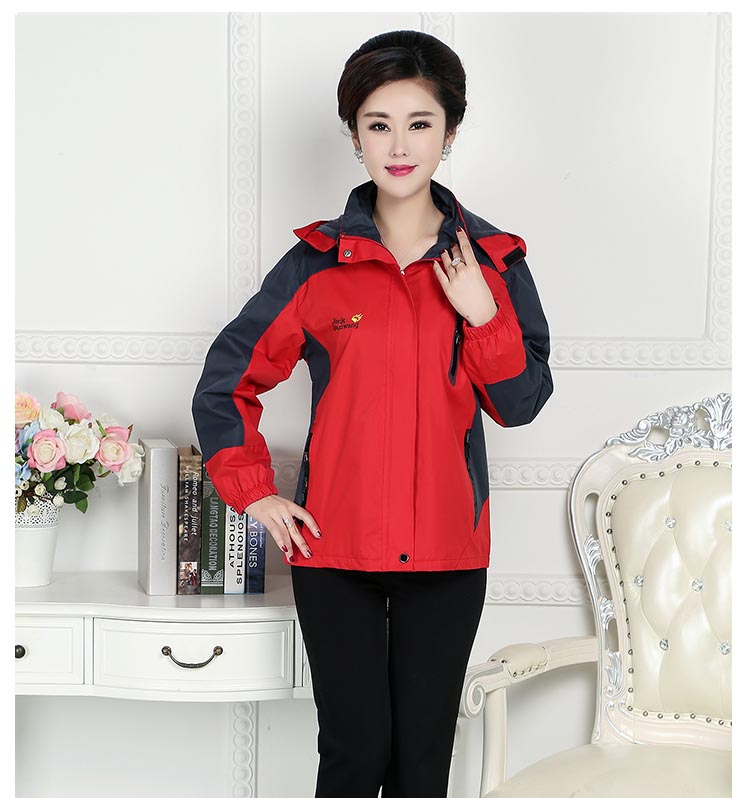 Đặc biệt hàng ngày các bà mẹ trung niên và già mặc áo khoác mùa thu mỏng phần thể thao và áo giải trí của phụ nữ trung niên 40-50 tuổi 6 áo thun nữ tuổi 40