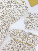 A Chuo Zhuotian Garden Holiday 2022 family of four-mouthed high-end pro-Zika Fried Street Full Cotton Summer Mother-son Bottling