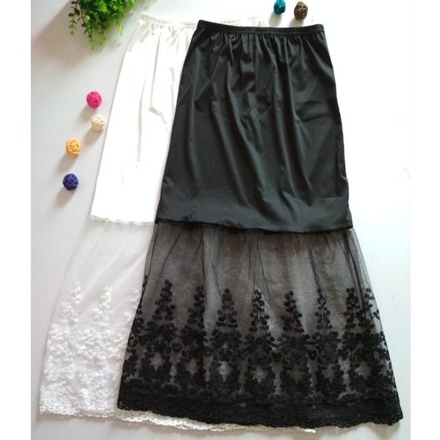 Summer lace skirt with mesh embroidery inside