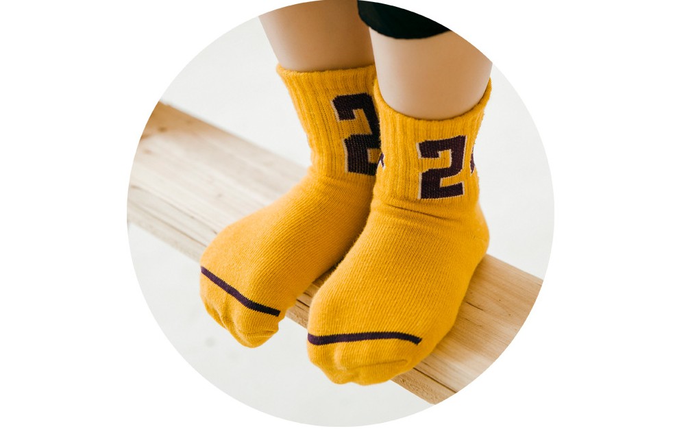 Vớ trẻ em mùa thu và mùa đông bé trai và bé gái vớ cotton phim hoạt hình bé vớ 2-3-5-7-8 tuổi để giữ ấm bao tay bao chân sơ sinh