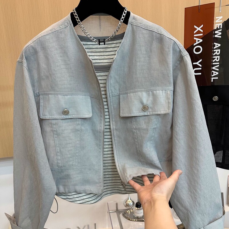 High-End European Spring New Striped Sleeveless Vest Top + Loose Round Neck Zipper Sun Protection Jacket Set for Women High-End European Spring New Striped Sleeveless Vest Top + Loose Round Neck Zipper Sun Protection Jacket Set for Women