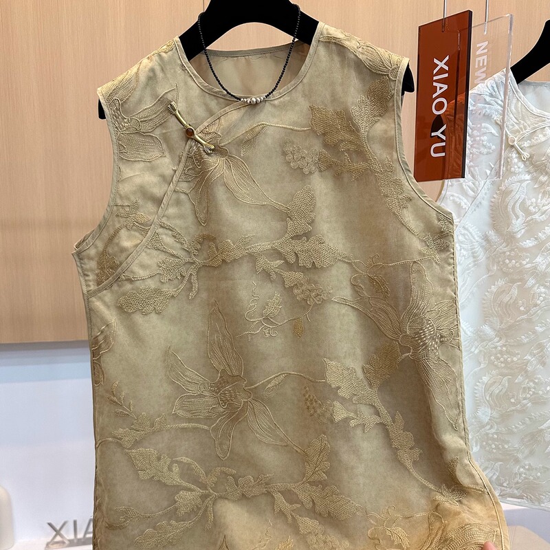 High-End European Summer New Style, Sophisticated Heavy Embroidery, Stylish and Fashionable Sleeveless New Chinese Style Vest Top for Women High-End European Summer New Style, Sophisticated Heavy Embroidery, Stylish and Fashionable Sleeveless New Chinese Style Vest Top for Women
