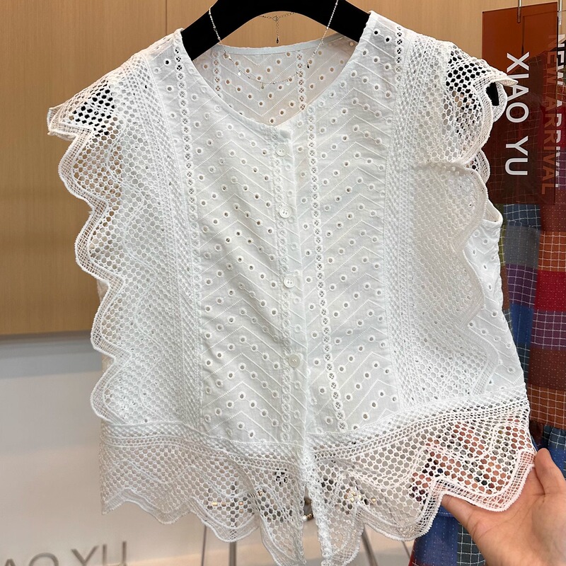 High-End European Summer New Style, Elegant and Fashionable Lace Hollow-Out Small Flutter Sleeve Round Neck Blouse for Women