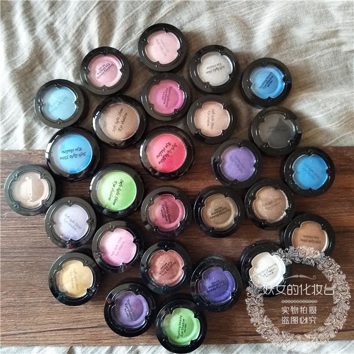 Pearlescent đơn sắc bóng mắt màu xanh lá cây màu hồng màu xanh rượu vang đỏ hiệu suất giai đoạn trẻ em phòng thu đặc biệt với bóng mắt dính bảng mắt dior