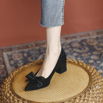 Suede high heels womens 2024 spring and autumn new French fashion versatile shallow black work shoes thick heel single shoes