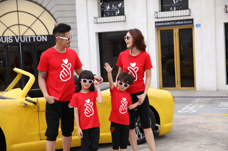 Cha mẹ và con 2018 mùa hè mới phù hợp với gia đình mẹ và con trai cha và con trai ngắn tay t-shirt gia đình ba gia đình nhà triều