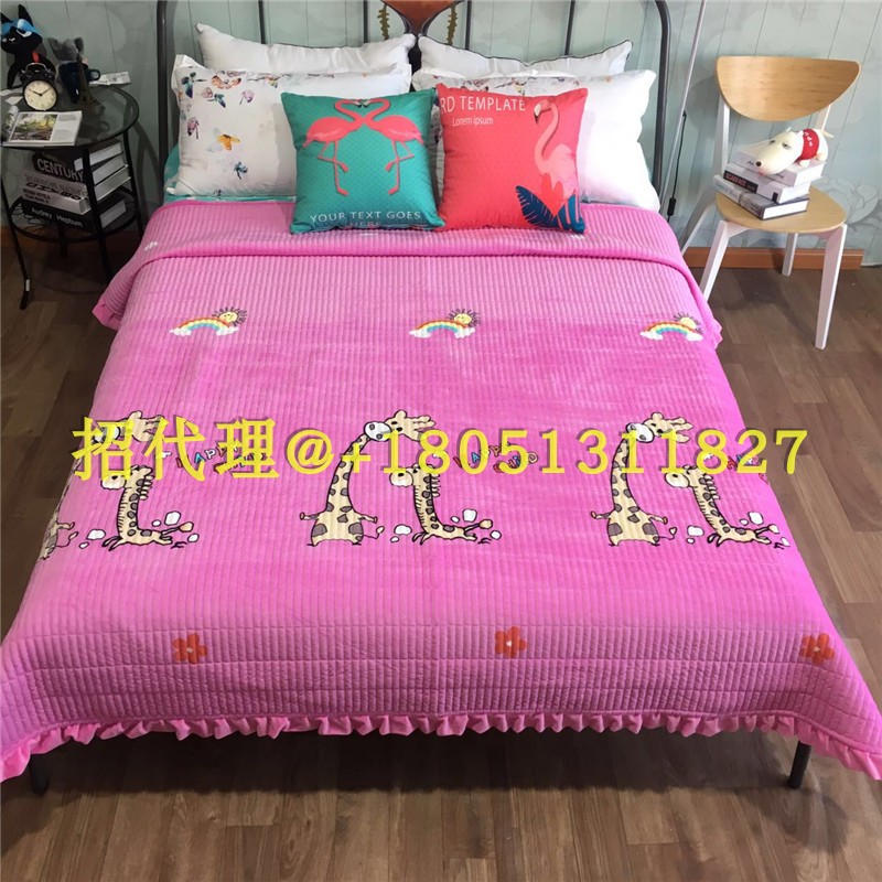 Đặc biệt dày tinh nhung ren giường ấm tấm bìa 2 mét đôi mùa chăn bông ren Quilt - Trải giường ga giường chống thấm nước