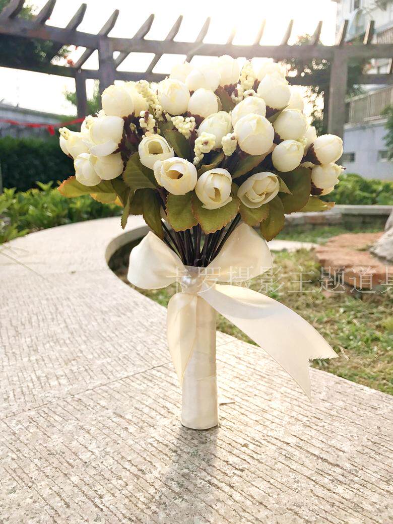 Emulation Bag Core Rose Bridal Wedding Wedding Wedding Hands with Flower Han-style Foreign View Xiaoqing New shooting of the photo and props