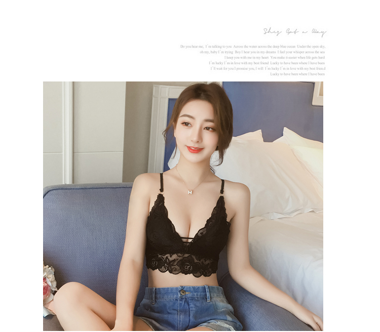 18 mùa xuân mới mùa hè ren đáy quần vest nữ phần ngắn gợi cảm V tie ngực pad quấn ngực ống top đồ lót bra áo lót học sinh