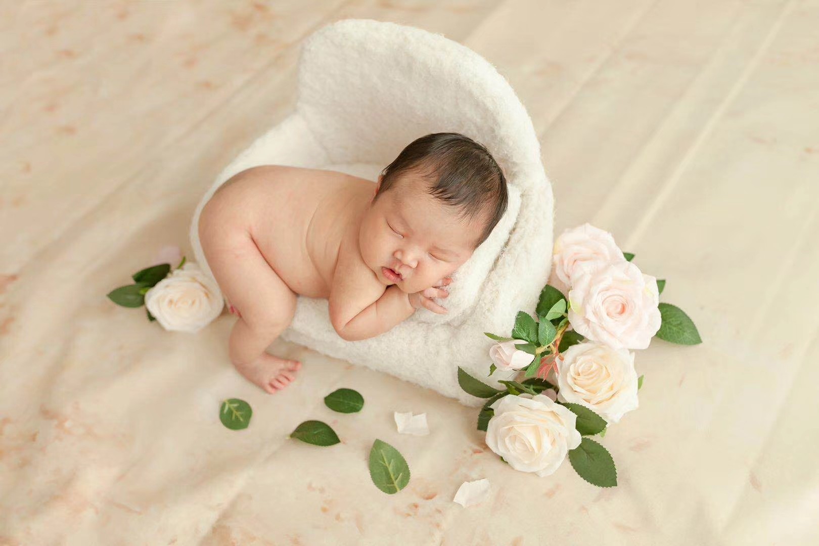 这届新生儿摄影道具卷疯了？百天照还能这么拍！_背景布类_淘宝数码网, image size:1620x1080