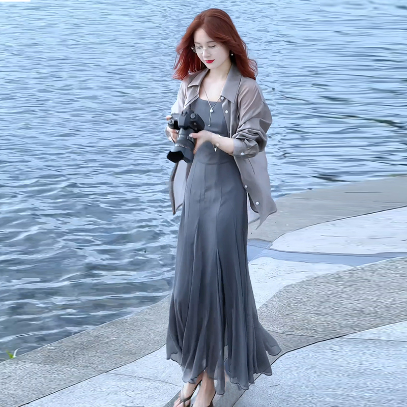 Fashionable and Stylish Dress Set for Women, New Summer Style, Complete with a Sun-Protective Shirt and a Long Skirt Two-Piece Set