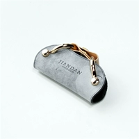 Восковой черный