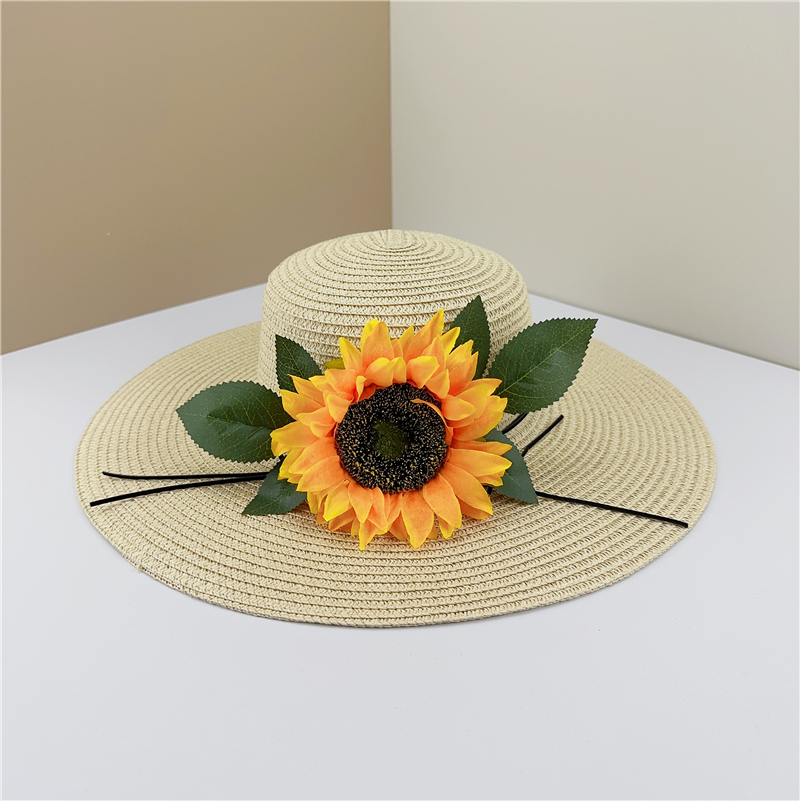 Women's Beach Sunflower Big Eaves Straw Hat display picture 2