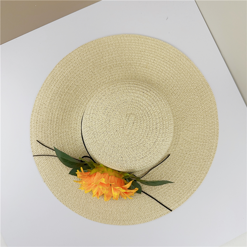 Women's Beach Sunflower Big Eaves Straw Hat display picture 3