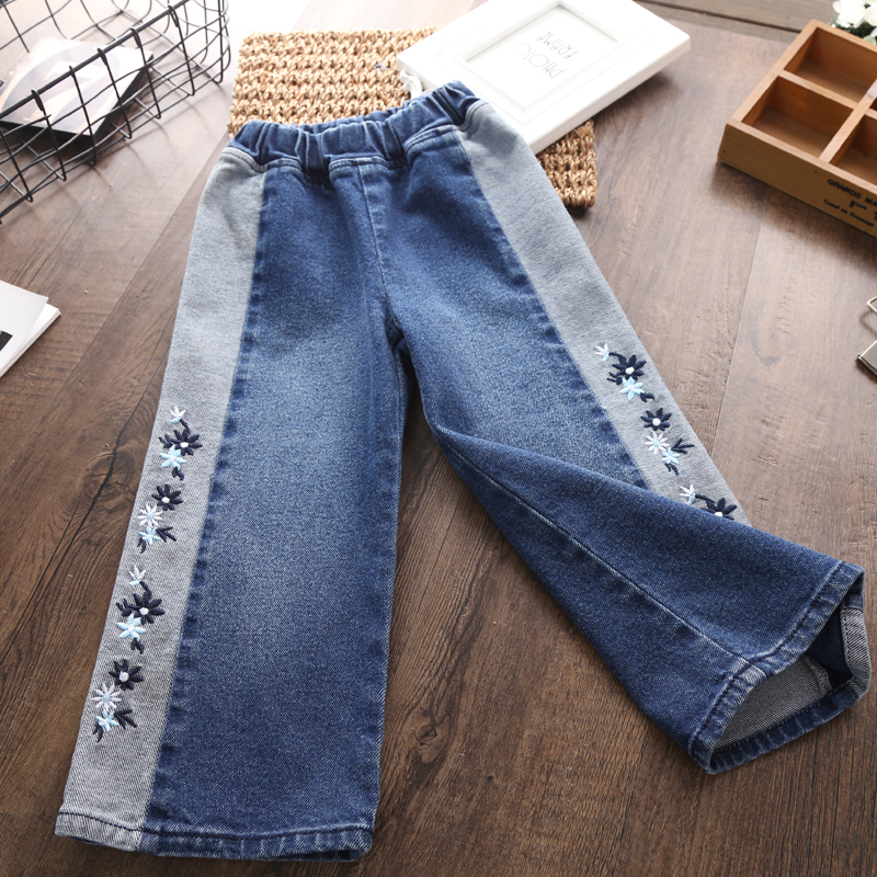 Good stock ~ girl jeans for spring and autumn clothes Han version children loose straight tube pants girl foreign pie 90% wide-legged pants