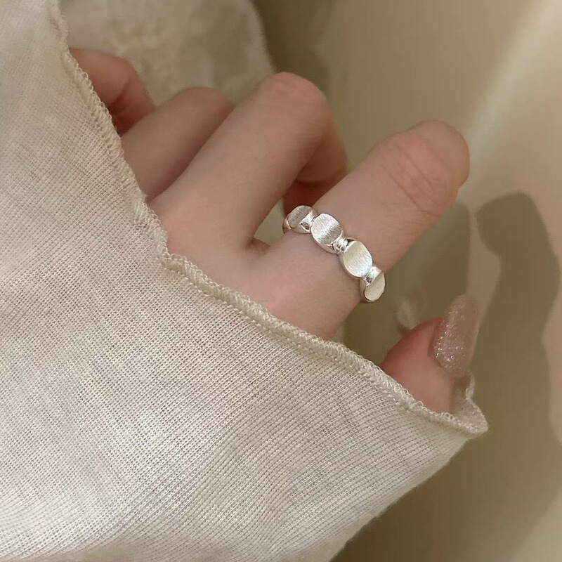 S925 Sterling Silver Oval Concave Disc Frosted Brushed Open Ring, Light Luxury Style, Exquisite and Versatile Ring for Women S925 Sterling Silver Oval Concave Disc Frosted Brushed Open Ring, Light Luxury Style, Exquisite and Versatile Ring for Women
