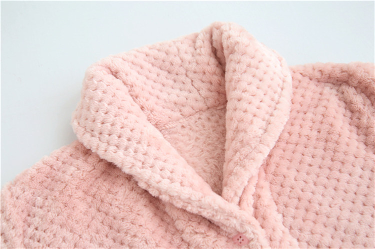 Thân thiện với làn da ấm áp ~ Nhật Bản cho các cặp vợ chồng nam nữ dứa flannel Đồ ngủ ấm áp phù hợp với mùa thu và mùa đông shop đồ lót