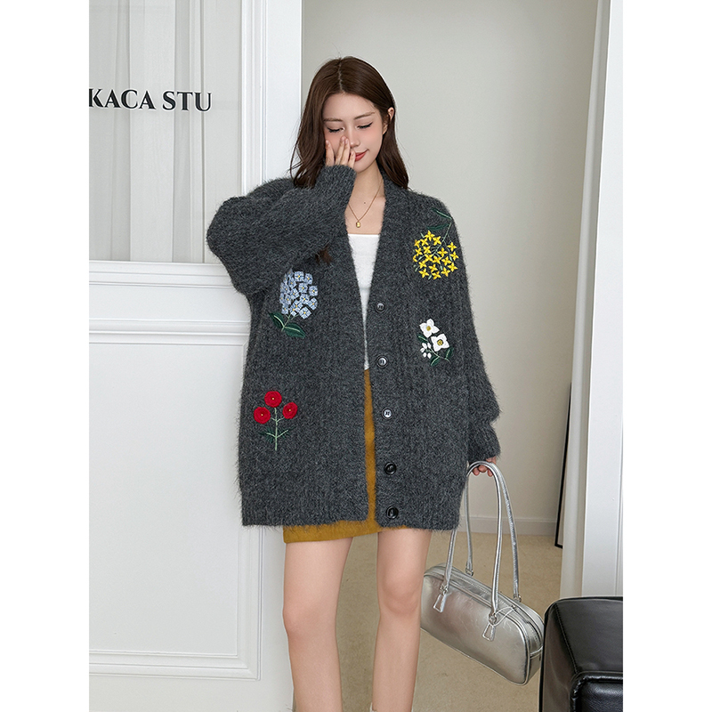 Retro High-End Heavy Embroidery Lazy Style Slimming Mid-Length Knitted Cardigan for Women Autumn and Winter Thickeneded Sweater Jacket