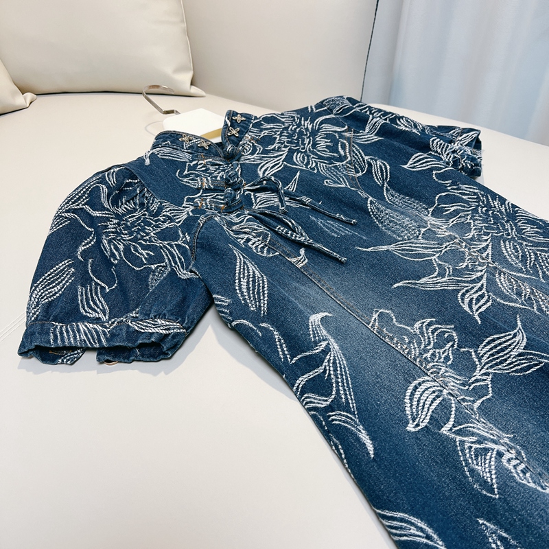 Retro small design cheongsam, elite denim dress, trend of season, light style Retro small design cheongsam, elite denim dress, trend of season, light style