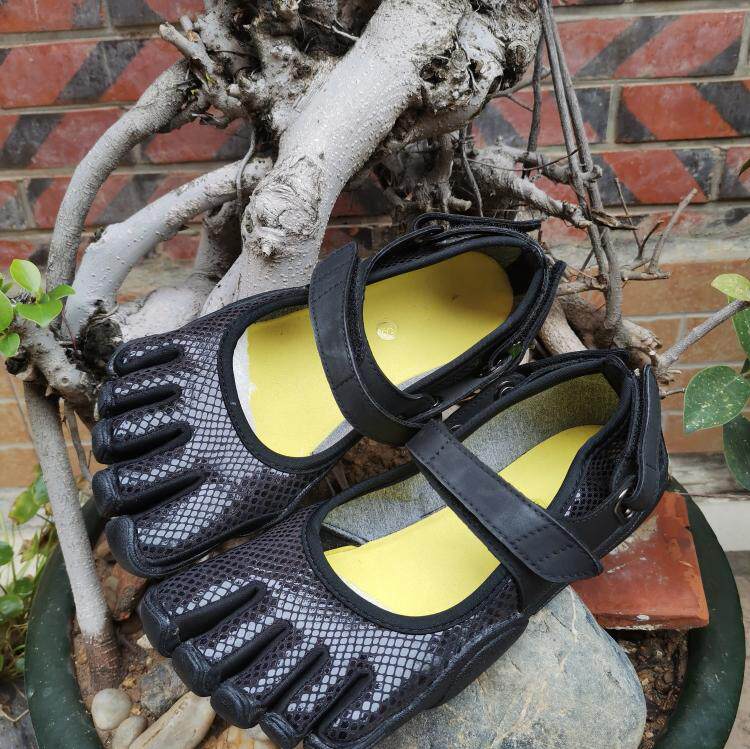 Five Finger Shoes Women Yoga Vimiprati Shoes Jump-Dancing Indoor Outdoor Non-slip Rock Climbing Shoes Surfing Swimming Shoes