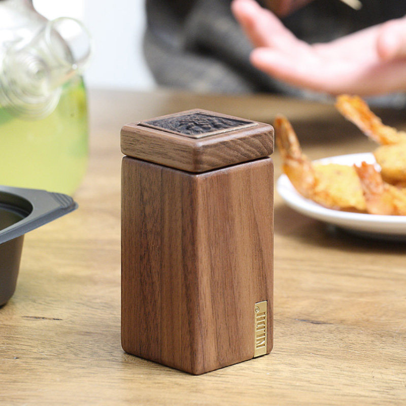 Solid wood toothpick holder Nordic simple black walnut toothpick box living room European creative home portable toothpick jar