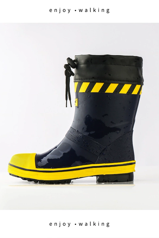 Ủng đi mưa thời trang chống thấm nước giày an toàn mũi thép chống đập ống giữa bảo hiểm lao động nam Ủng đi mưa giày cao su làm việc giầy ủng