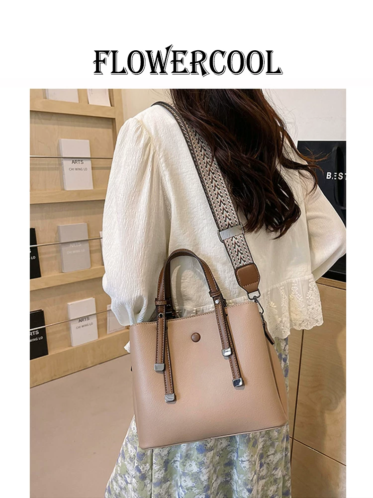 Fashionable capacious one-shoulder bag, style