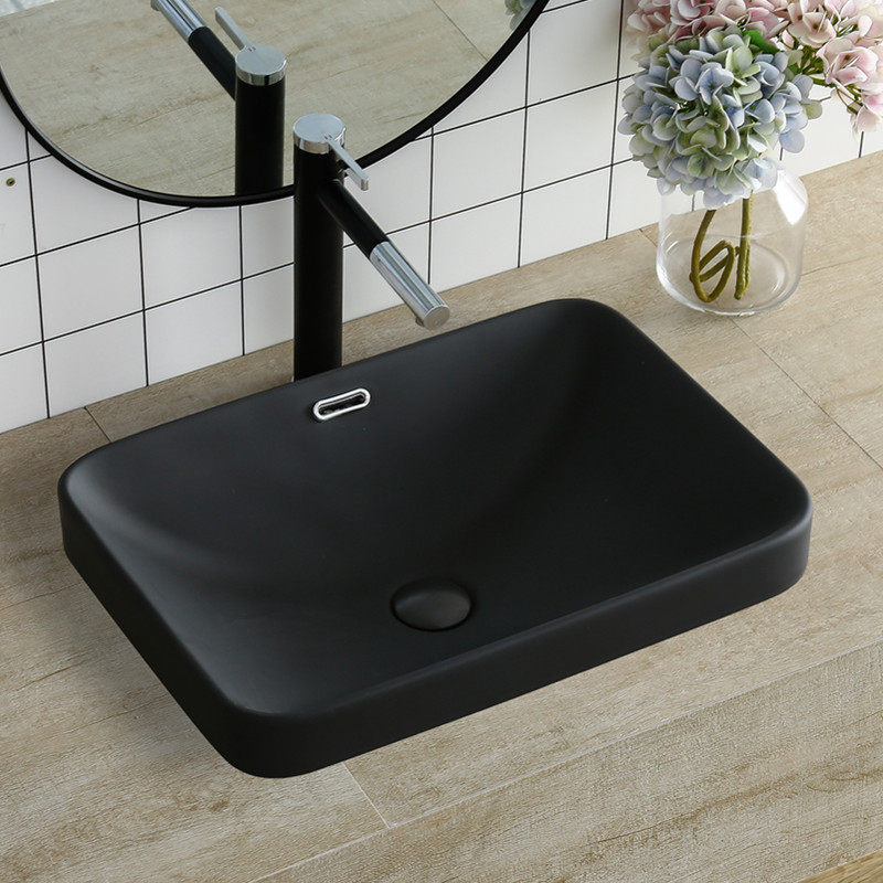 Nordic light and luxurious Taichung basin Hotel Minjuku Balcony Makeup room Half-embedded washbasin Black oval table basin