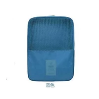 Голубая трехлетняя обувная коробка