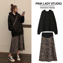 Pregnant women autumn fashion set Net red ocean air hooded pregnant womens sweater belly skirt pregnant womens two-piece set