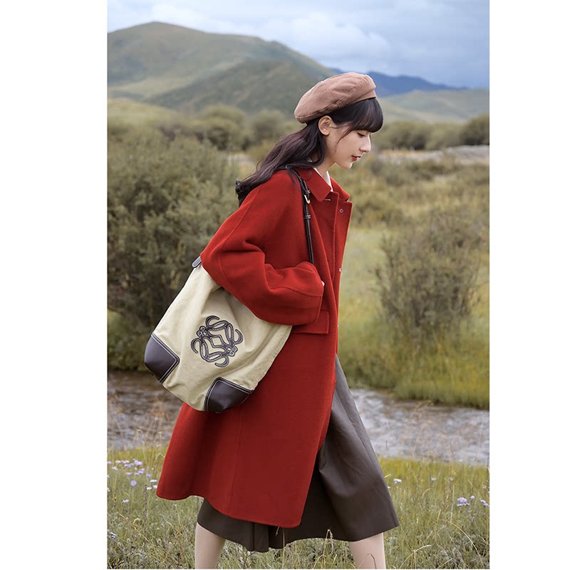 2021 autumn and winter new woolen coat women's small Hepburn style loose temperament woolen coat mid-length version