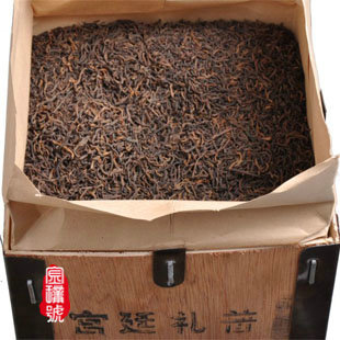 Yunnan Pu'Er Tea, Pure Menghai Aged Fragrance Palace Pu'Er Loose Tea, Ripe Tea, 1000g, Wooden Box Packaging 