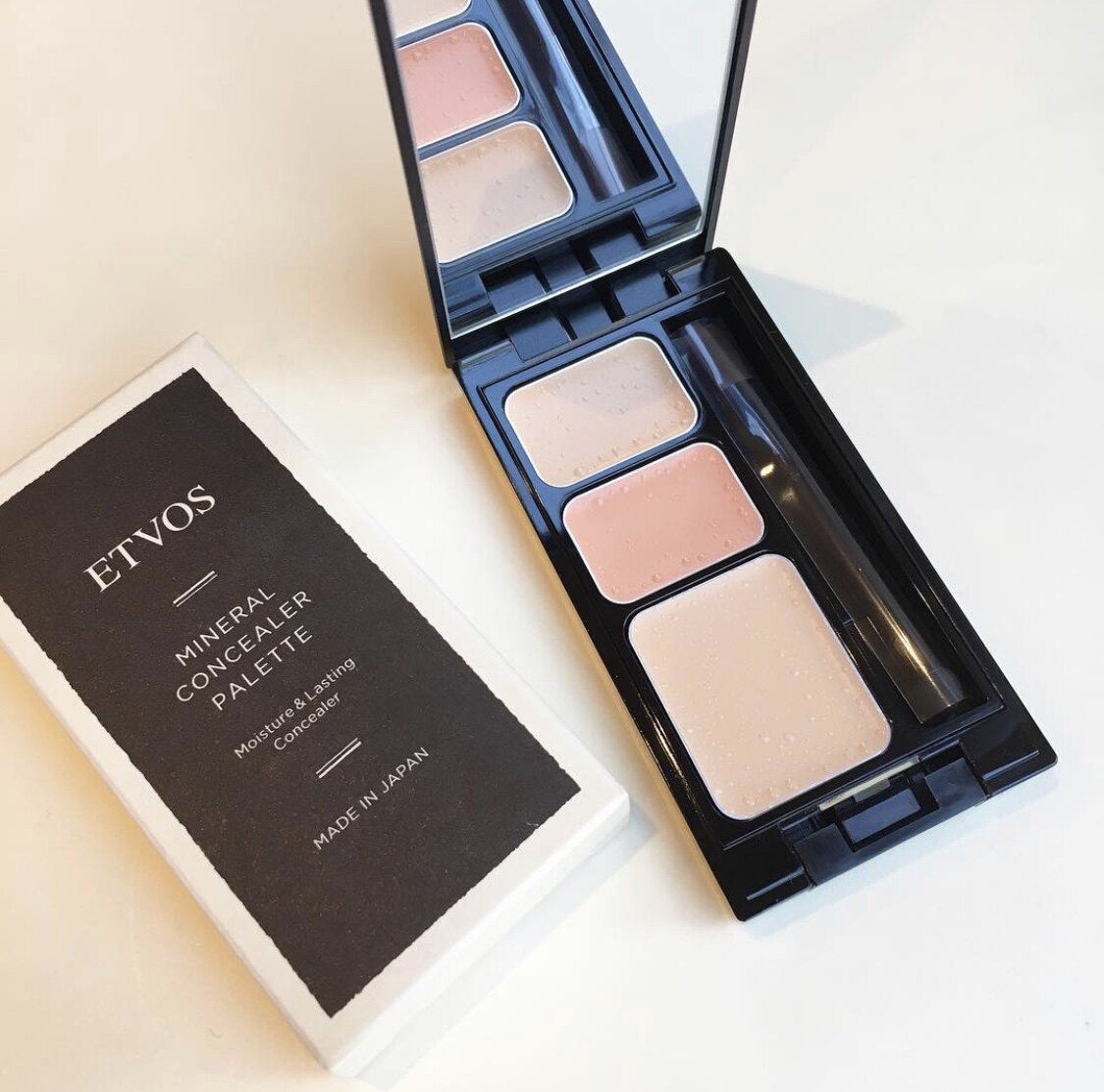 Spot Japanese ETVOS natural mineral three-color concealer moisturizing SPF36 PA 3 1g pregnant women available