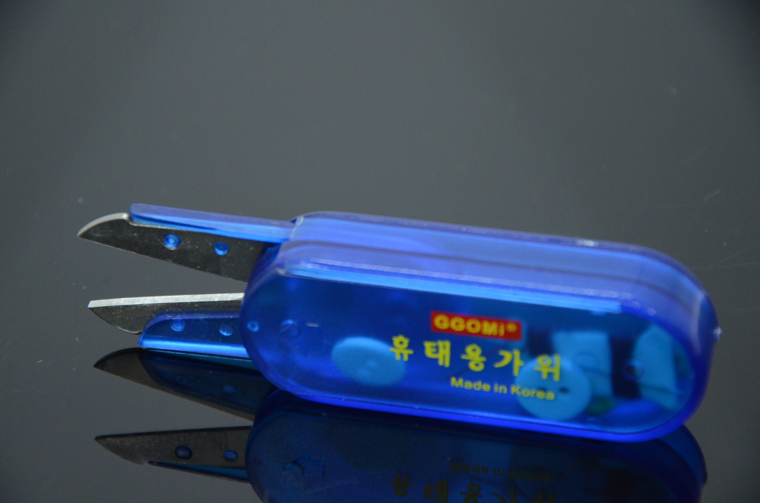 Fishing Scissors Telescopic Cut Needle Wire Box Portable Sheared Push-and-pull Scissors With Needle Wire Scissors Safety Scissors