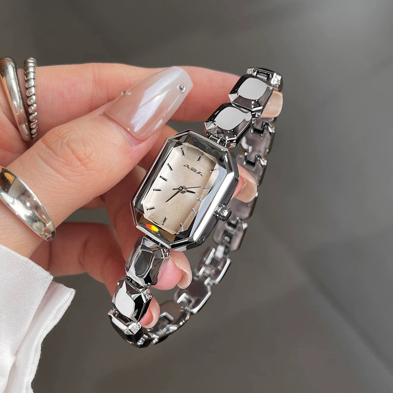 Aba New Women's Watch, Simple Small Square Design, Niche High-End Style, Stainless Steel Band, Elegant Women's Quartz Watch