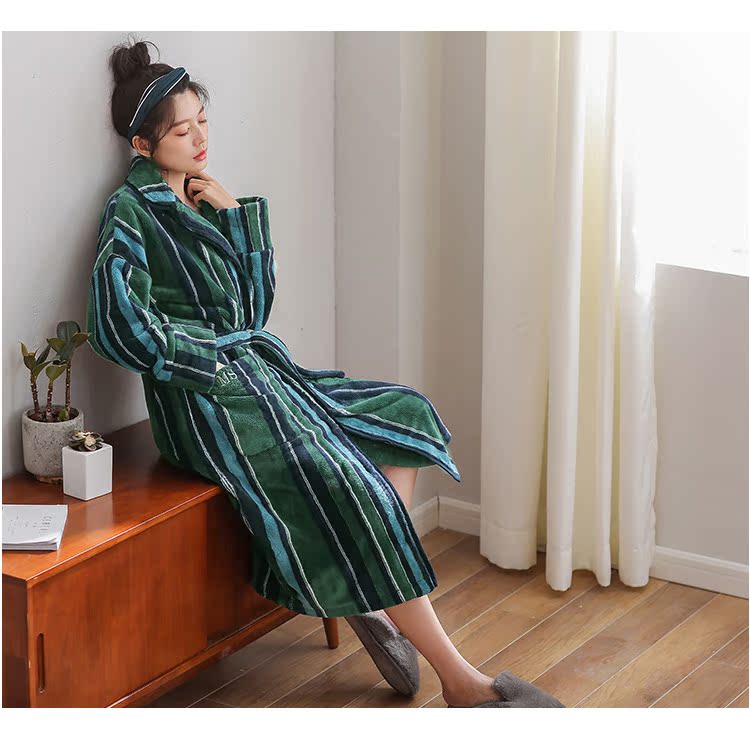 Dễ thương mùa đông vài bộ đồ ngủ lông cừu san hô Phiên bản Hàn Quốc của phụ nữ sọc dày áo choàng ấm flannel áo choàng nam áo ngủ 2 dây