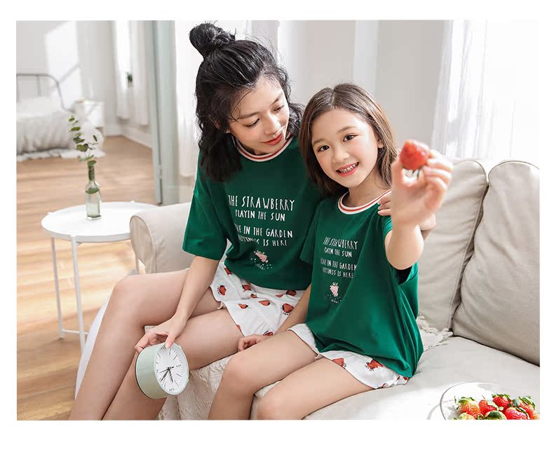 Có thể là mùa hè cotton cha mẹ và con mặc đồ ngủ dâu tây in ngắn tay quần short ladies big trẻ em của dịch vụ nhà phù hợp với