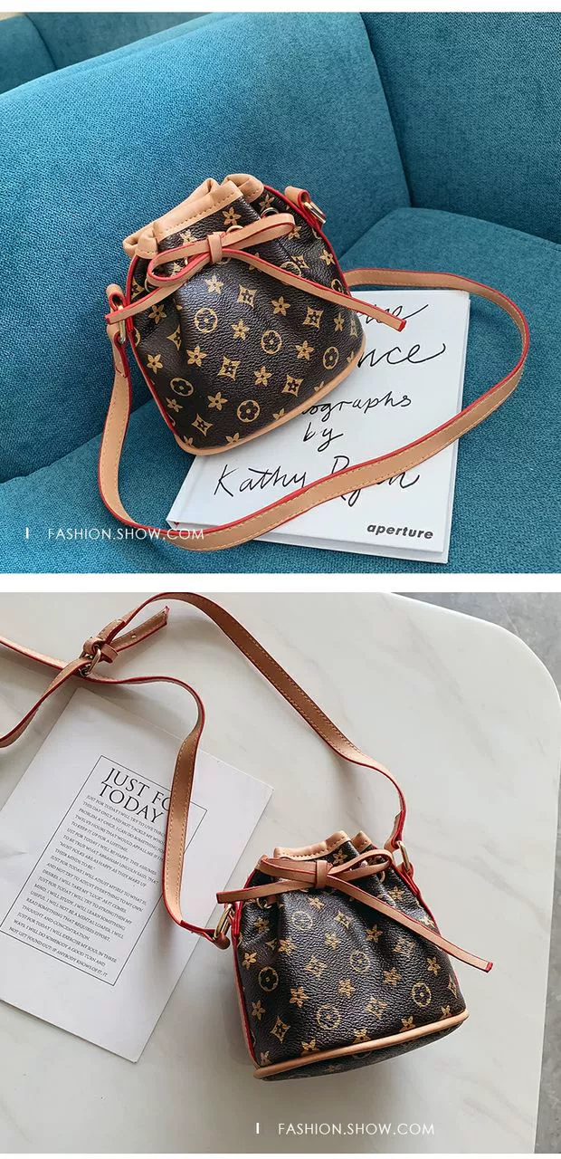 Ba lô trẻ em Phiên bản tiếng Hàn của túi Messenger Công chúa thời trang 1-3-6 tuổi Cô bé dễ thương mini làm đẹp bùng nổ - Túi bé / Ba lô / Hành lý cặp đi học trẻ em