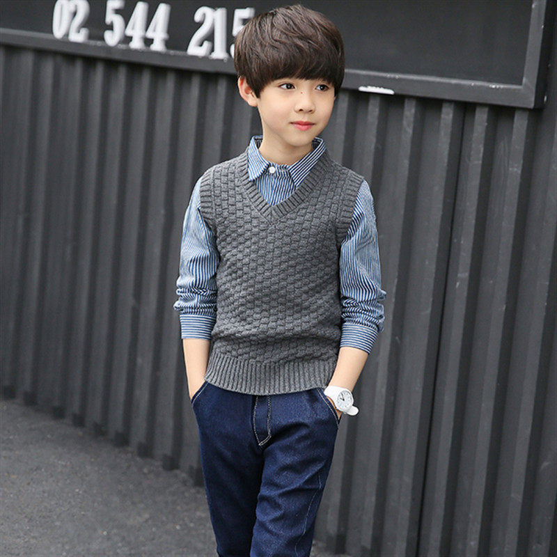 Boys sweater pullover cotton 2020 spring Korean version children's sweater baby fake two shirt autumn coat