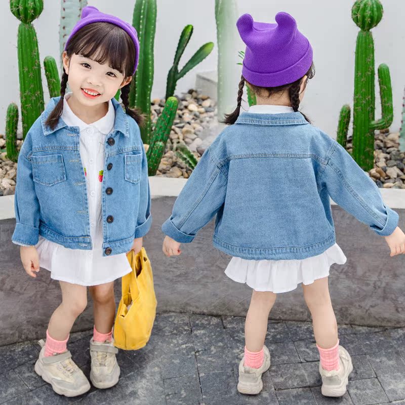 2020 mới cô gái mùa xuân denim jacket nhạc nữ Hàn Quốc phiên bản của thời trang lỏng lẻo túi denim váy trẻ em.