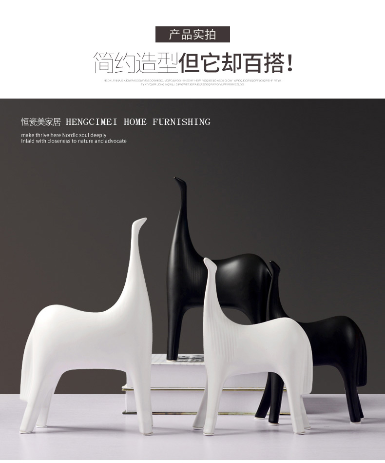 I and contracted, black and white ceramic horse furnishing articles creative home sitting room of TV ark, wine porch is decorated horses furnishing articles