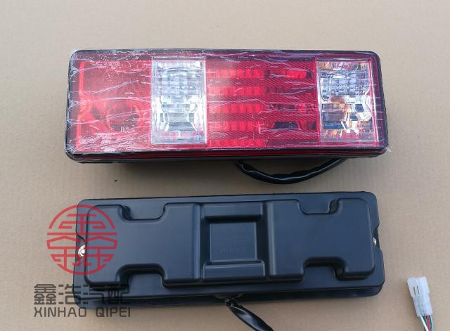 Original factory Chang'an Crossover King X3X1 New Leopard T3 New Leopard Mini Crossover D5 Taillight Rear Headlight Assembly