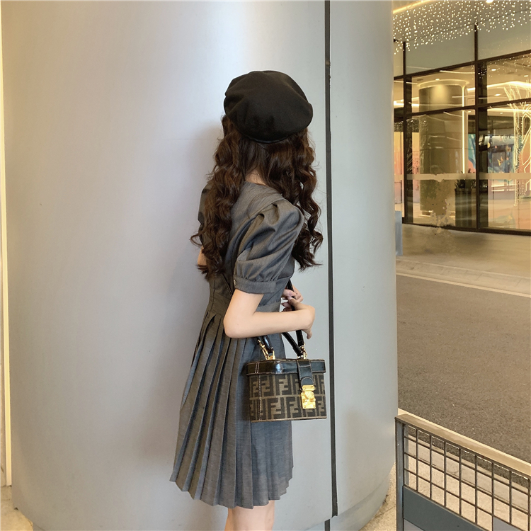 VK旗艦店 韓國風百褶高腰泡泡袖復古短袖洋裝