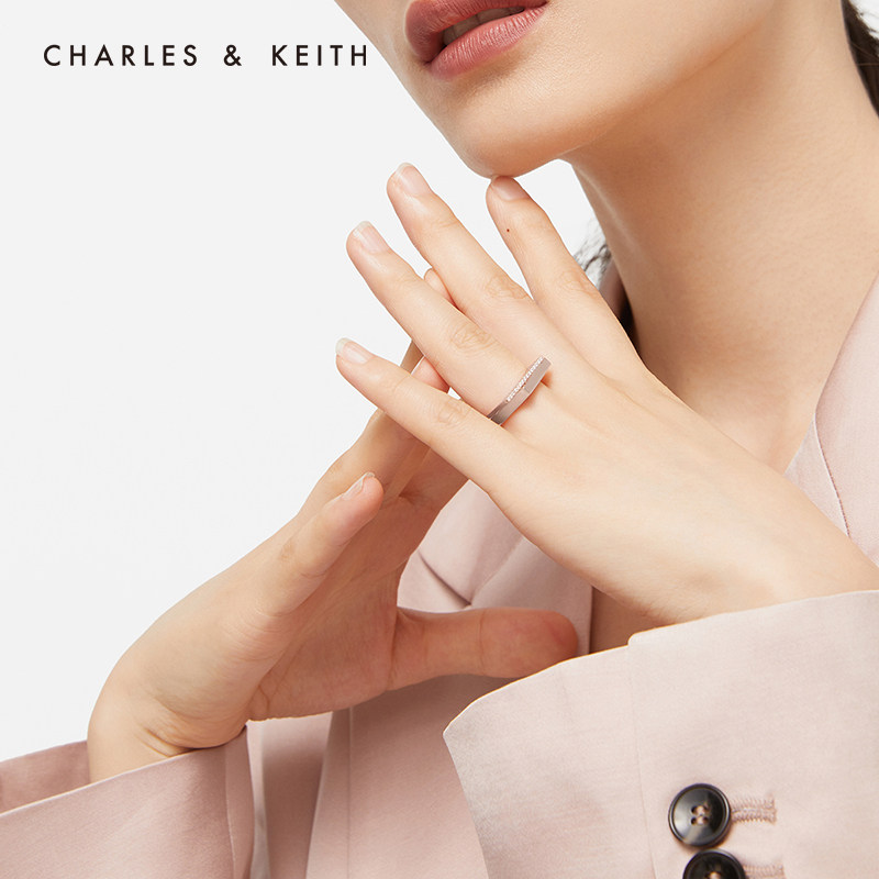 (Double 11 temporarily removed) CHARLES & KEITH vintage CK5-32120257 personality ring female